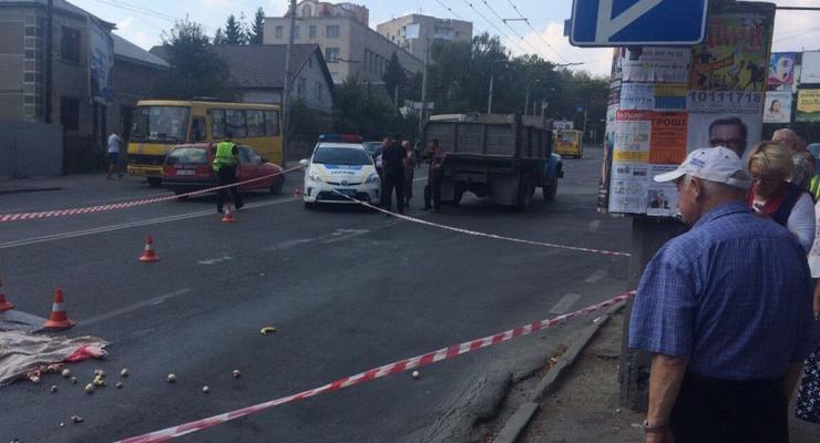 В Тернополе грузовик сбил насмерть ребенка
