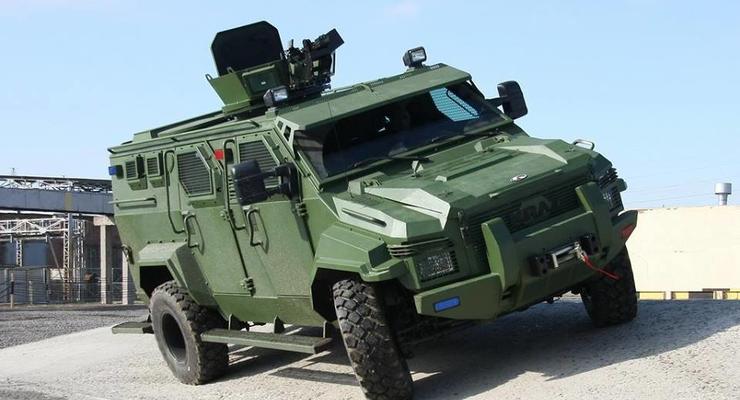 В Украине создали боевой беспилотный бронеавтомобиль
