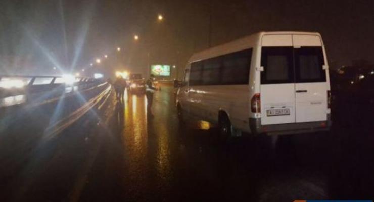 Смертельное ДТП в Киеве: парня от удара выбросило с моста