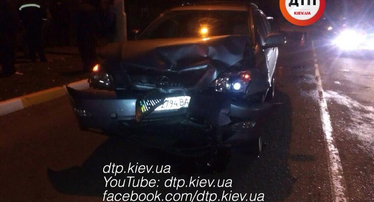 Пьяное ДТП под Киевом: Lexus на встречке протаранил Kia