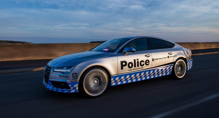 Австралийские полицейские получили "заряженный" хэтчбек от Audi