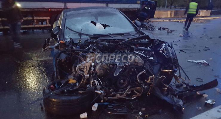 Смертельное ДТП на Троещине: водитель Porsche скрылся с места происшествия