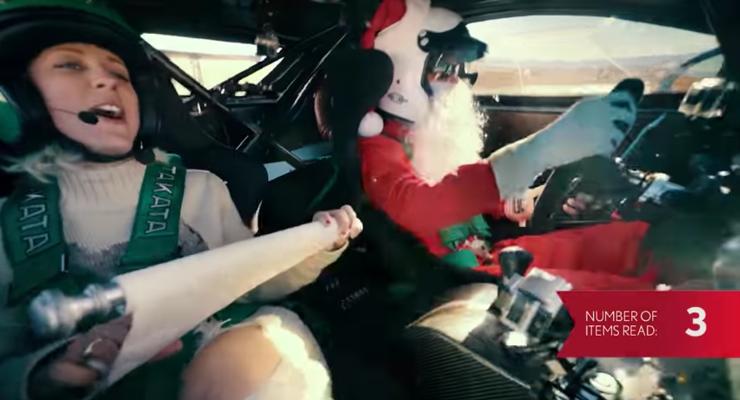 Санта-Клаус на Lexus прокатил с ветерком пассажиров