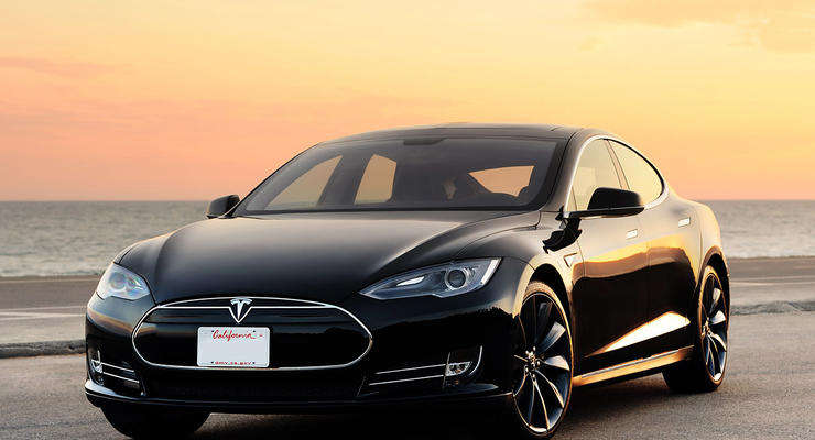 Tesla прекращает выпуск своей самой дешевой модели