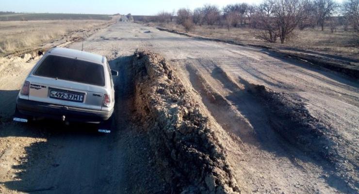 Омелян рассказал, где в Украине самые плохие дороги