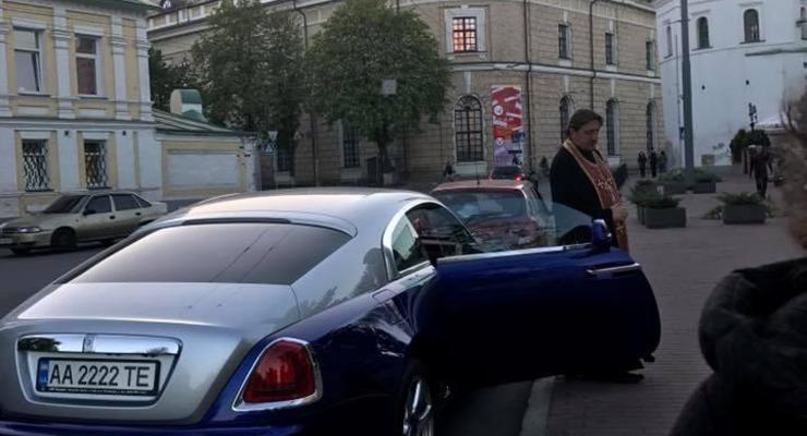 Священник на Rolls-Royce шокировал украинцев