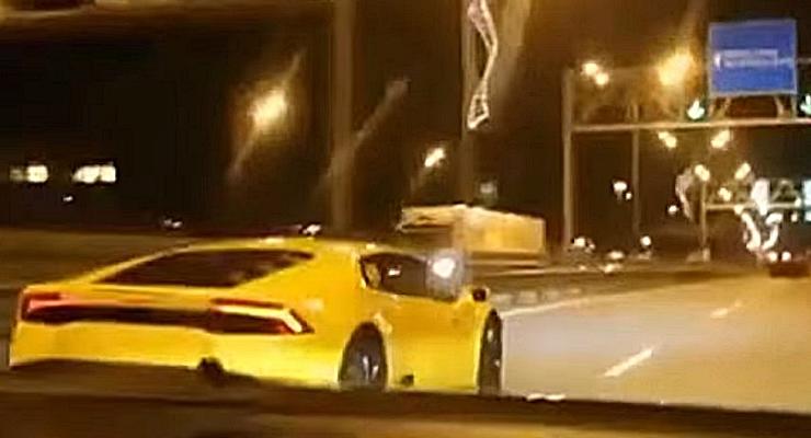 В России мажоры на Lamborghini и Ferrari устроили уличные гонки