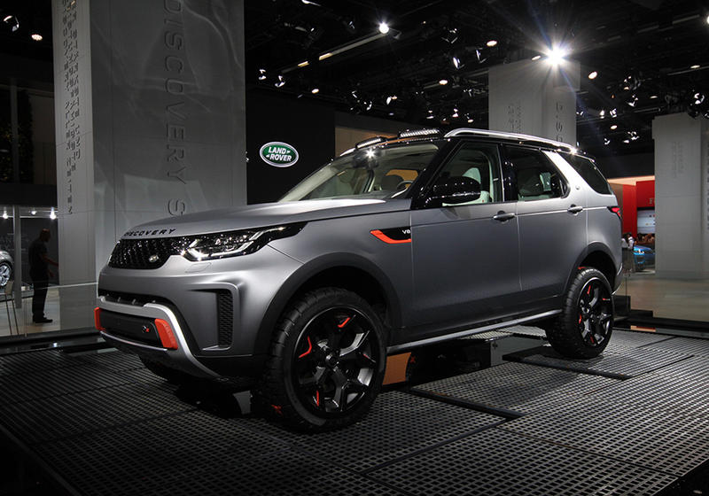 Land Rover подготовил экстремальную версию Discovery / Special Vehicle Operations