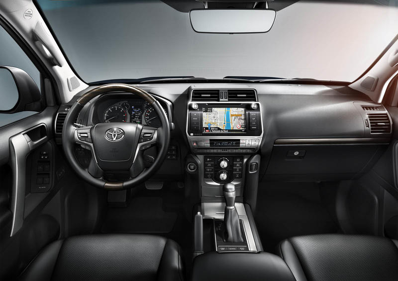 В Украине стартовали продажи нового Toyota Prado / Toyota