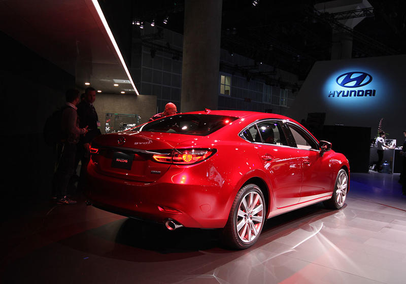 Новая Mazda 6 дебютировала в Лос-Анджелесе / Mazda