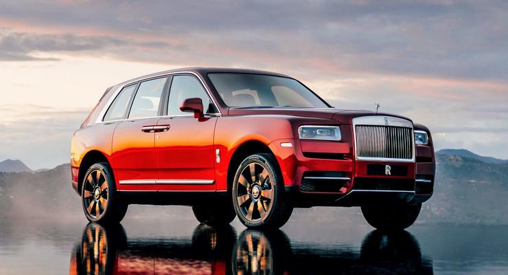Rolls-Royce представил первый в своей истории кроссовер