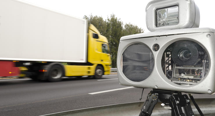 В Украине хотят вернуть радарный контроль скорости на дорогах