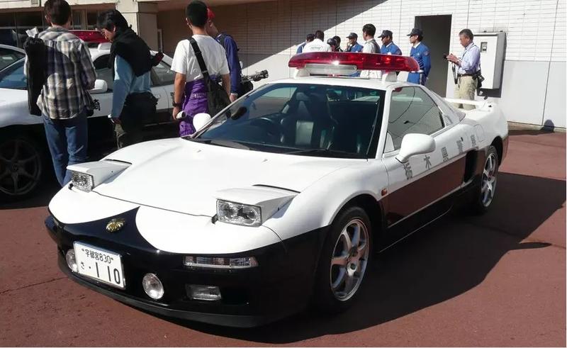 ТОП-5 самых крутых авто японской полиции / Сеть