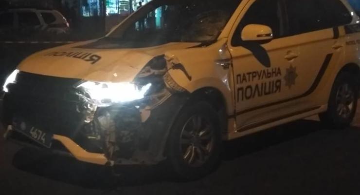 В Черновцах экипаж полиции насмерть сбил парня на пешеходном переходе