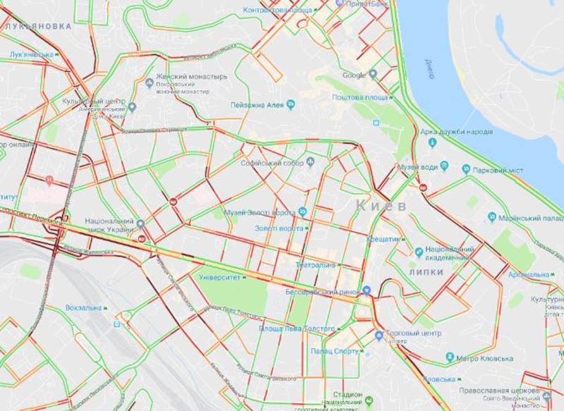 Митинг в Киеве: Грандиозные пробки и изменения в движении транспорта / google.com/maps