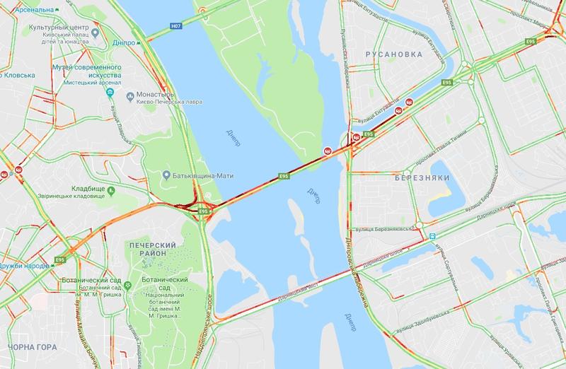 Теперь и мост Патона: В Киеве закрыли на ремонт три моста одновременно / google.com/maps