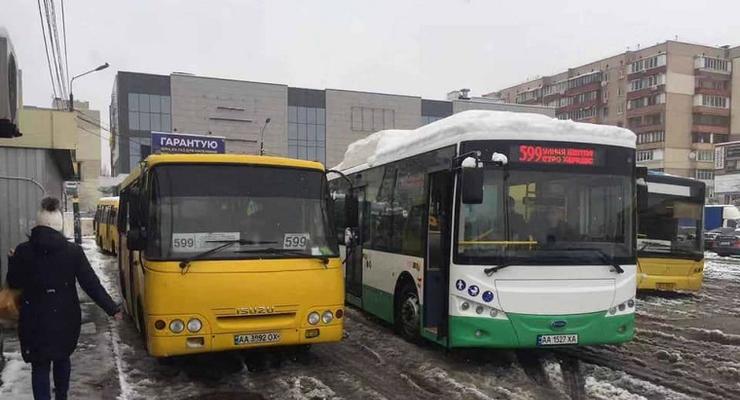 В Киеве вышел на маршрут первый полностью электрический автобус