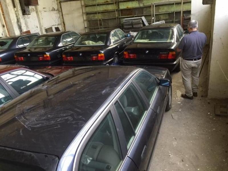 Стала известна история свалки старых BMW без пробега в Болгарии / autocentre.ua