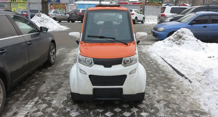 3500 долларов за новое авто: В Киеве засветился дешевый электроситикар