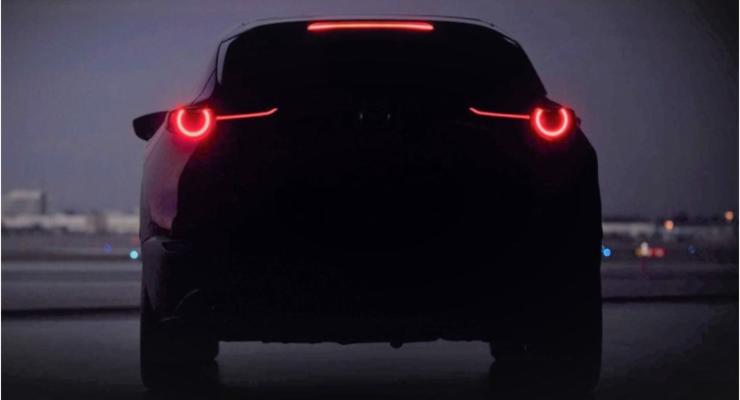 Mazda анонсировала таинственную новинку: Что известно сейчас