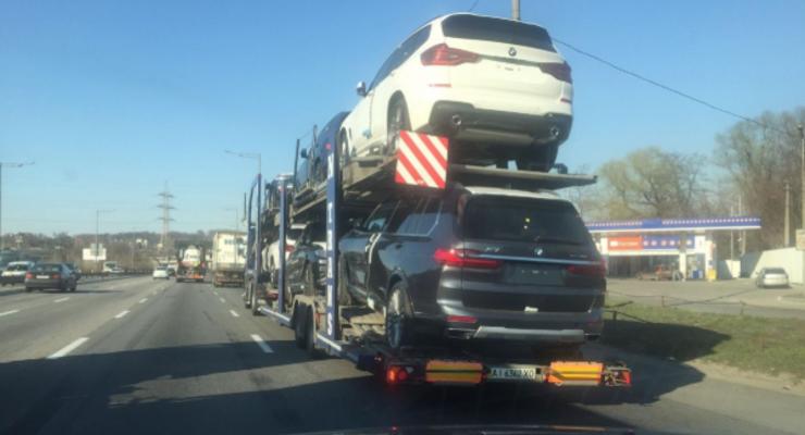 Самый крупный кроссовер BMW X7 засняли в Украине