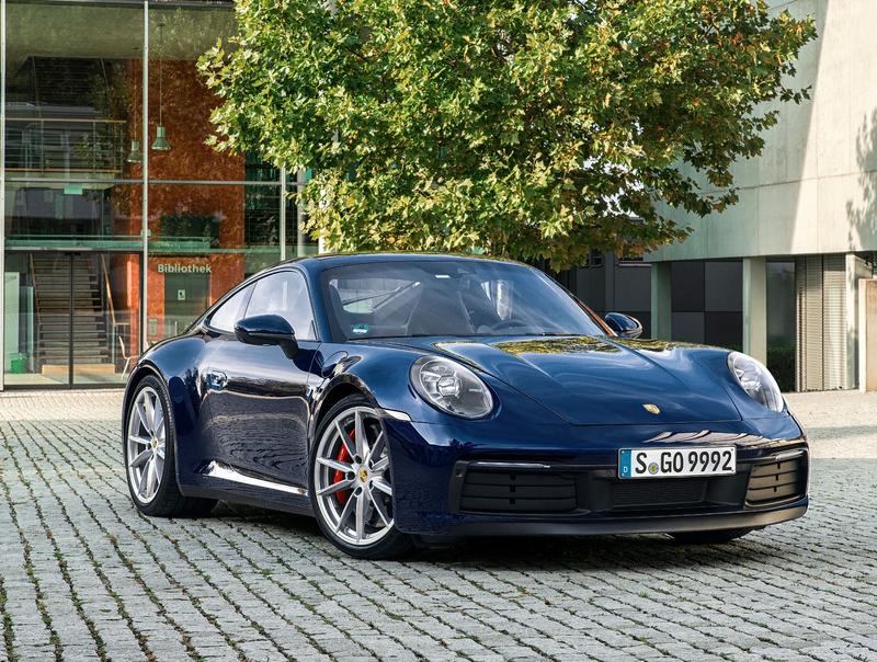 В Киеве засветился самая новая версия спорткара Porsche 911 2019 / topgir.com.ua