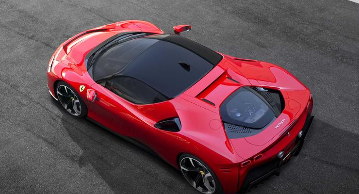 Ferrari представил новый роскошный суперкар - фотографии