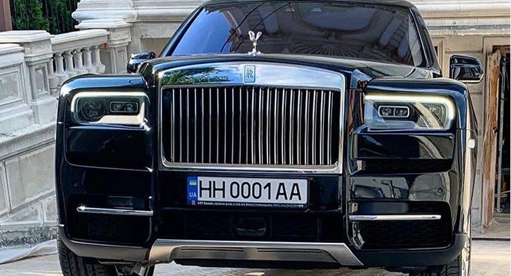 В Одессе засветился роскошный внедорожник Rolls-Royce Cullinan за 15 млн гривен