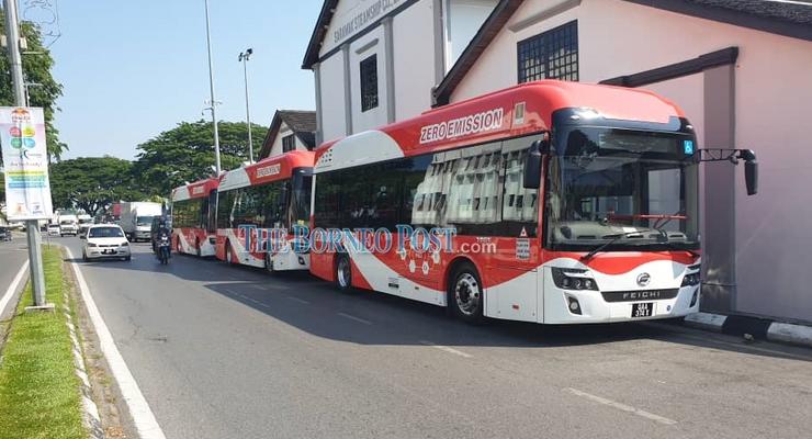 Первые автобусы на водородном топливе вышли в рейс в Малайзии