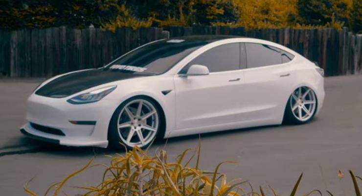 Редкий тюнинг: Tesla Model 3 превратили в крутой заниженный спорткар