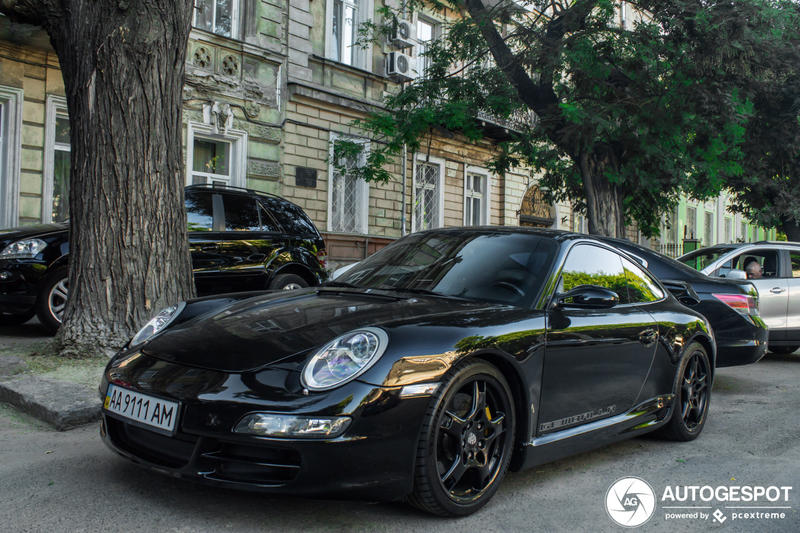 В Одессе засветился крутейший тюннинованный Porsche 911Gemballa / topgir.com.ua