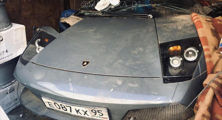 В заброшенном гараже обнаружили интересный суперкар Lamborghini