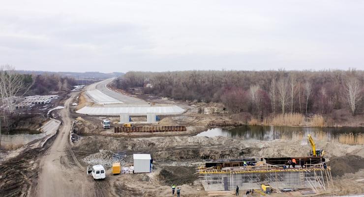 Новые снимки со строительства дороги Днепр-Решетиловка выложили в сети