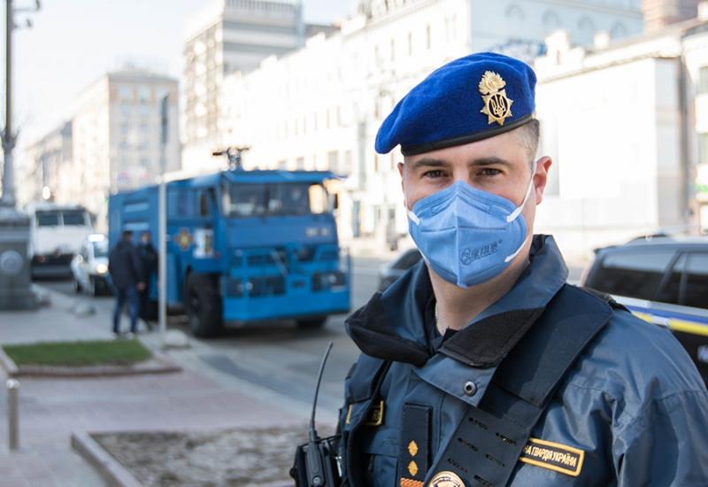 Гвардейцы будут дезинфицировать улицы Киева при помощи спецтехники / ngu.gov.ua