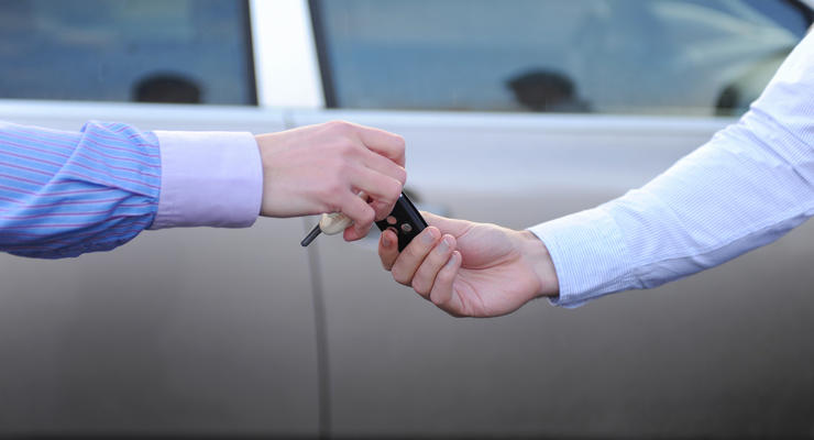Как продавцы и покупатели авто реагируют на кризис: Исследование