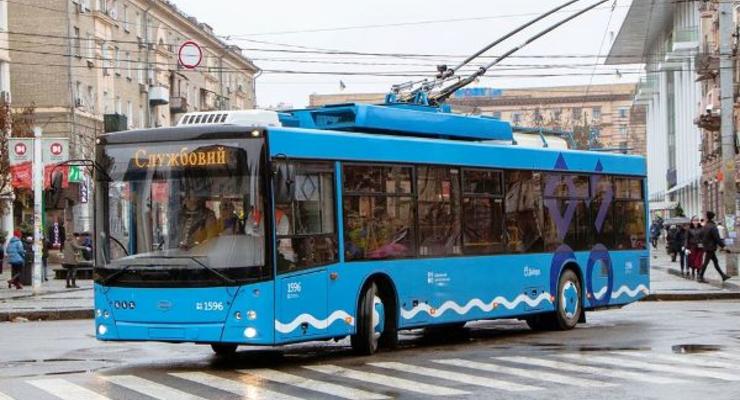 "Снова в бой": В Днепре возобновит работу городской транспорт