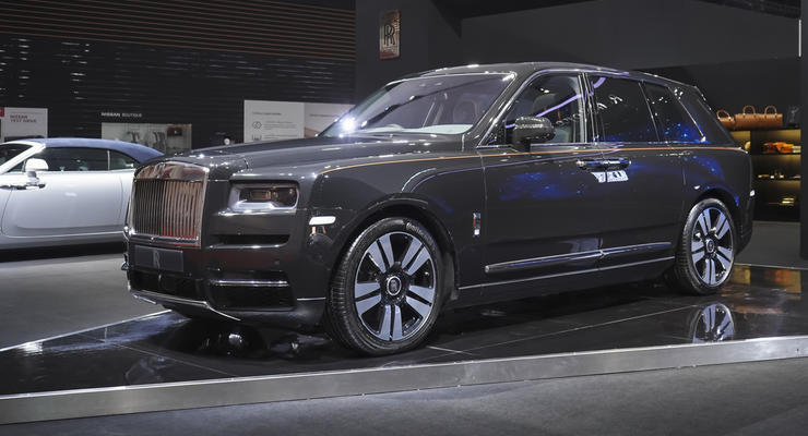 Новая прошивка по цене "евробляхи": необычная доработка Rolls-Royce