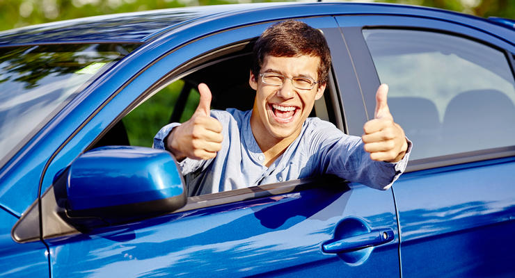 Самые популярные жесты и сигналы водителей: их должен знать каждый