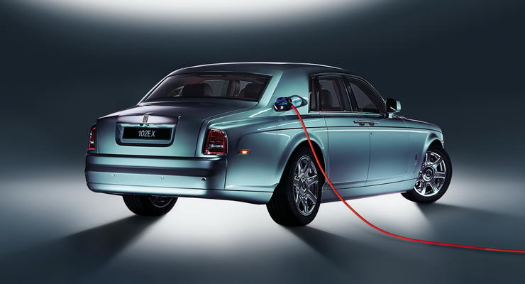 Rolls-Royce представил первый в истории электрокар: как он выглядит