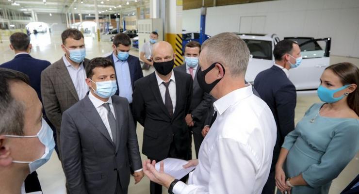 Зеленский планирует восстановить украинский автопром: что известно