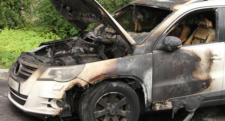 Что делать со сгоревшим автомобилем: варианты решения проблемы