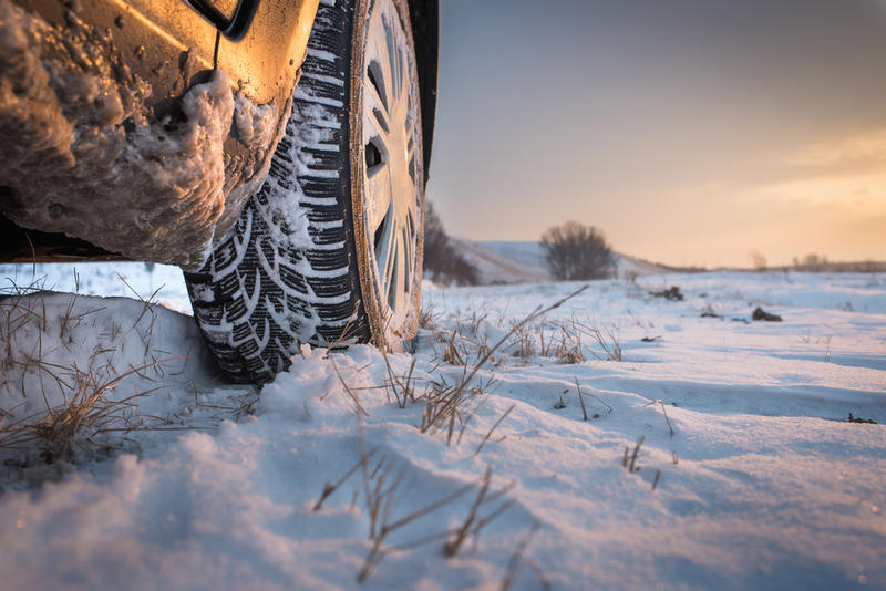 Какие шины выбрать на зиму в Украине: список и цены / depositphotos