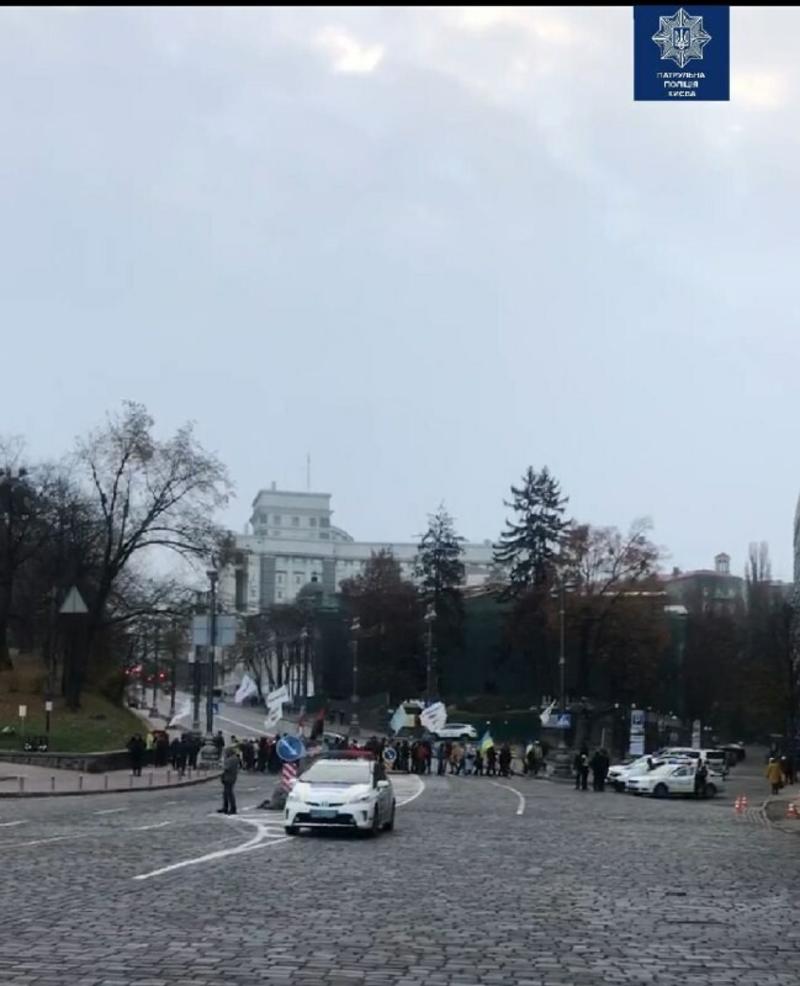 Центр Киева парализован: какие улицы стоит объезжать, карта / Сегодня