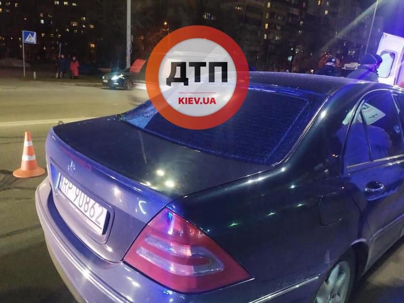В Киеве евробляха сбила пьяного пешехода: подробности / dtp.kiev.ua