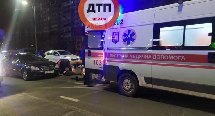 В Киеве евробляха сбила пьяного пешехода: подробности