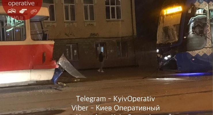 Курьез дня: в Киеве произошло ДТП между трамваями, что известно
