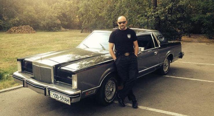 Алексей Мочанов продает свой любимый Lincoln за 25 тысяч долларов