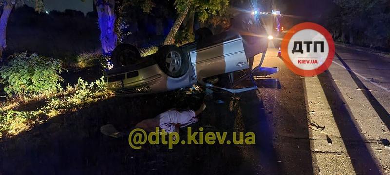 Масштабное ДТП под Киевом: 10 пострадавших, 7-летняя девочка погибла / dtp.kiev.ua