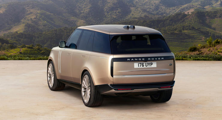 Традиционная современность: что особенного в новом Range Rover