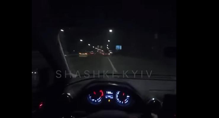 Водитель попал в ДТП на скорости 180 км/ч: видео из салона